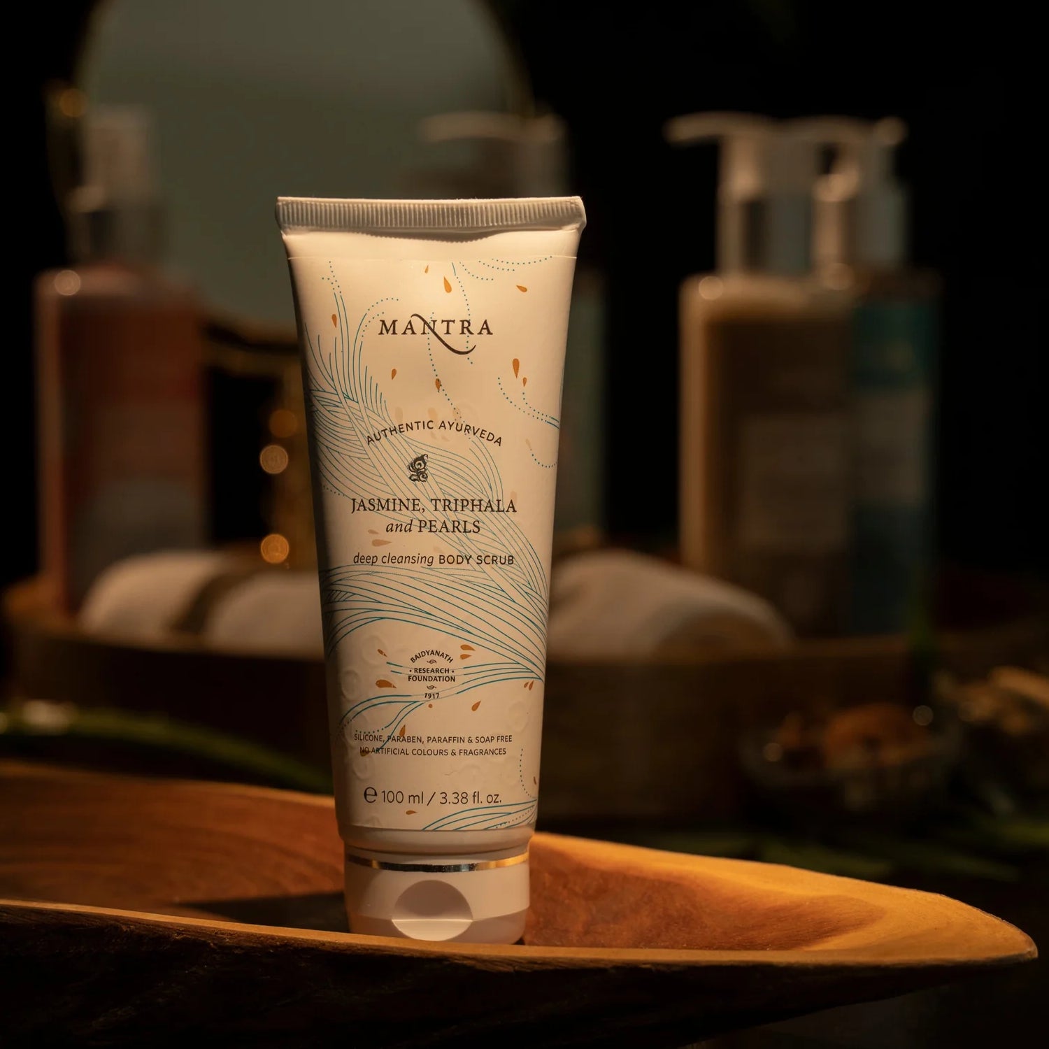 Mantra Jasmine Triphala And Pearls Deep Cleansing Body Scrub
